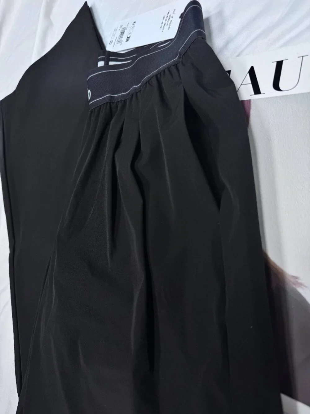 Brand New ALO Yoga Pants 💖🖤Suit Up Trouser Black (Regular)